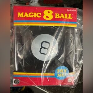 New In Box Magic 8 Ball Party Fortune Teller - Black
